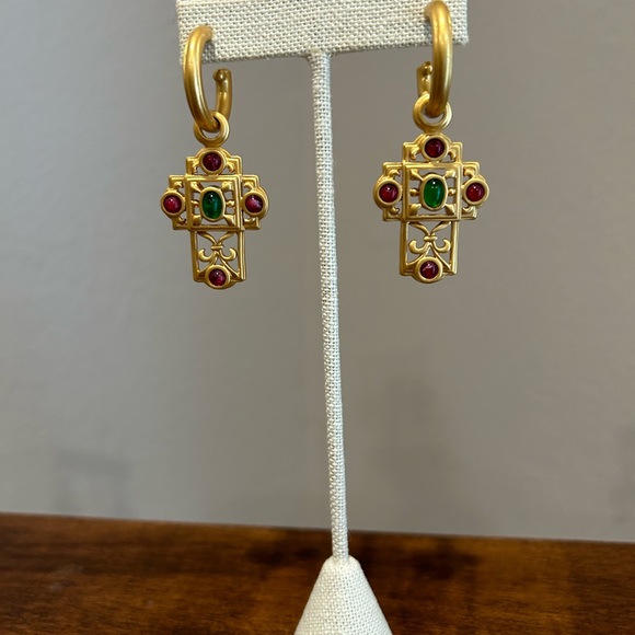 Elizabeth Taylor Avon Jewelry 2025